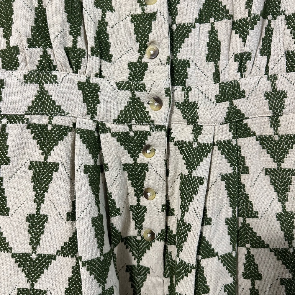 dRA Los Angeles Green and White Geo Patterned Jumpsuit - Picture 4 of 5